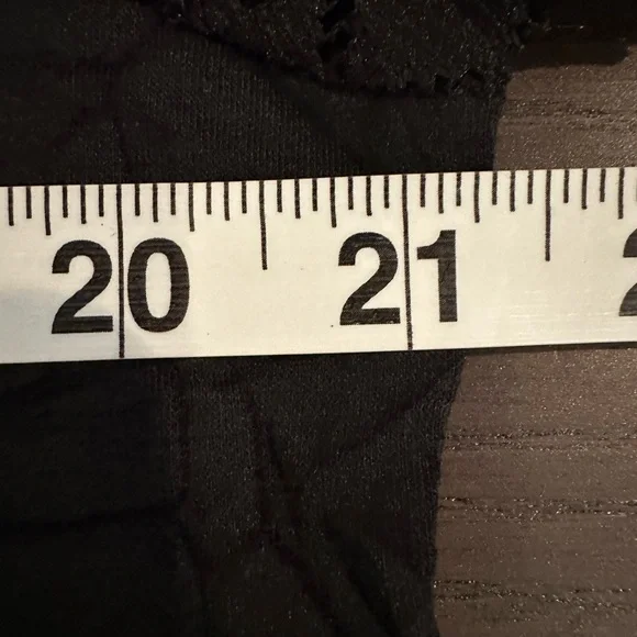 Women’s Black Pleated Shirt with Lace Sleeves XL NIP - Picture 6 of 10